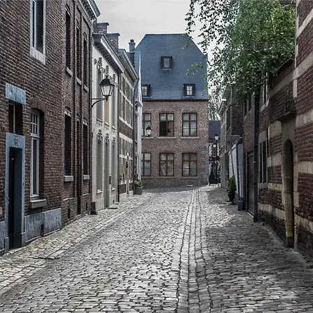 Appartement Begijnhof Historica Tongres Extérieur photo